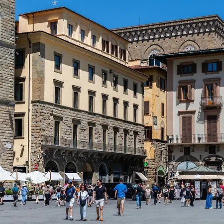 - Palazzo Signoria Luxury 8 Апартаменты Флоренция